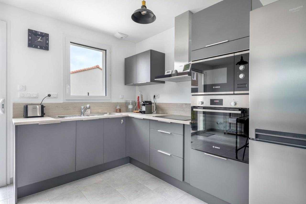 Maison Moderne Pour 7 Personnes A Saint-Michel-Chef-Chef Luaran gambar