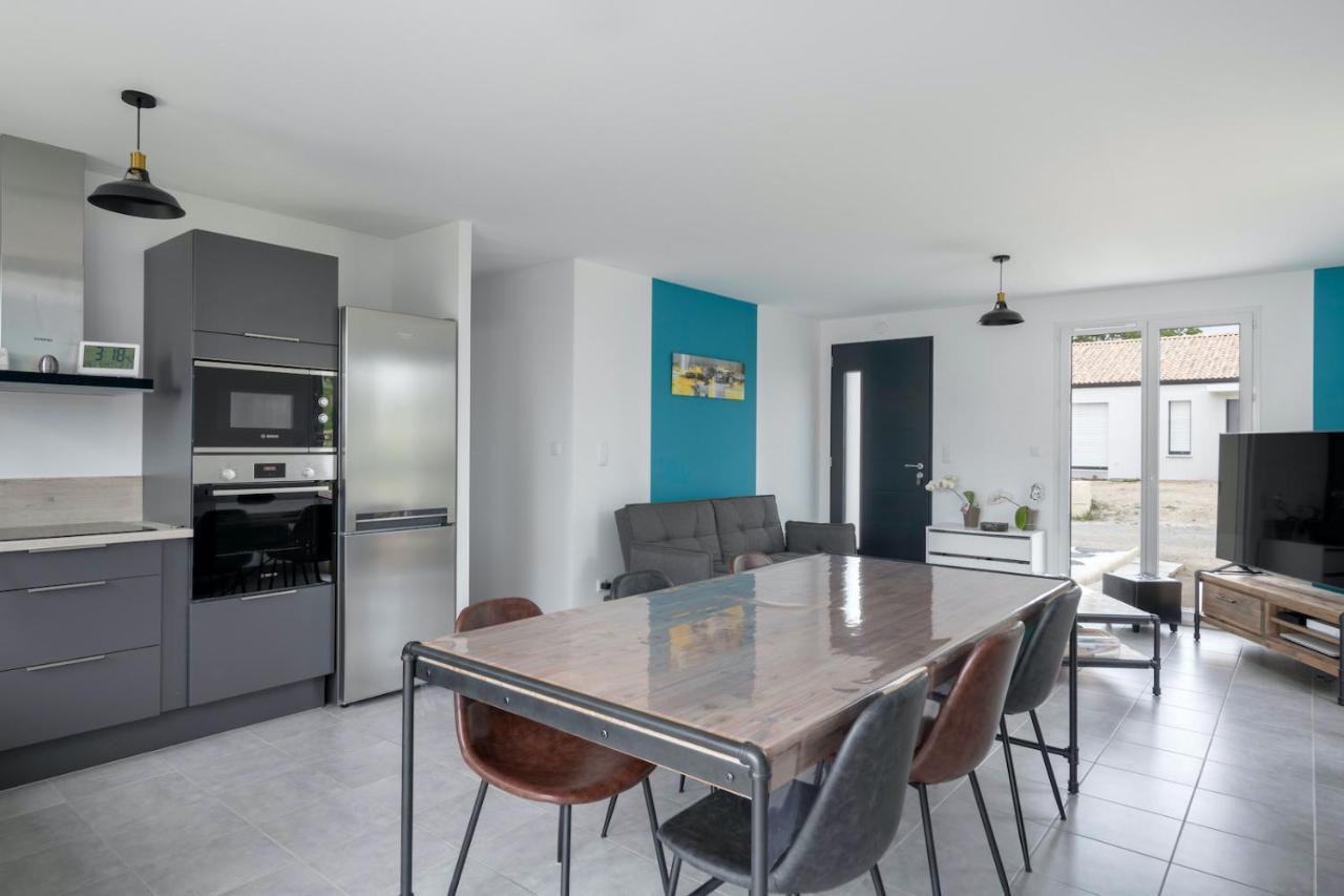 Maison Moderne Pour 7 Personnes A Saint-Michel-Chef-Chef Luaran gambar
